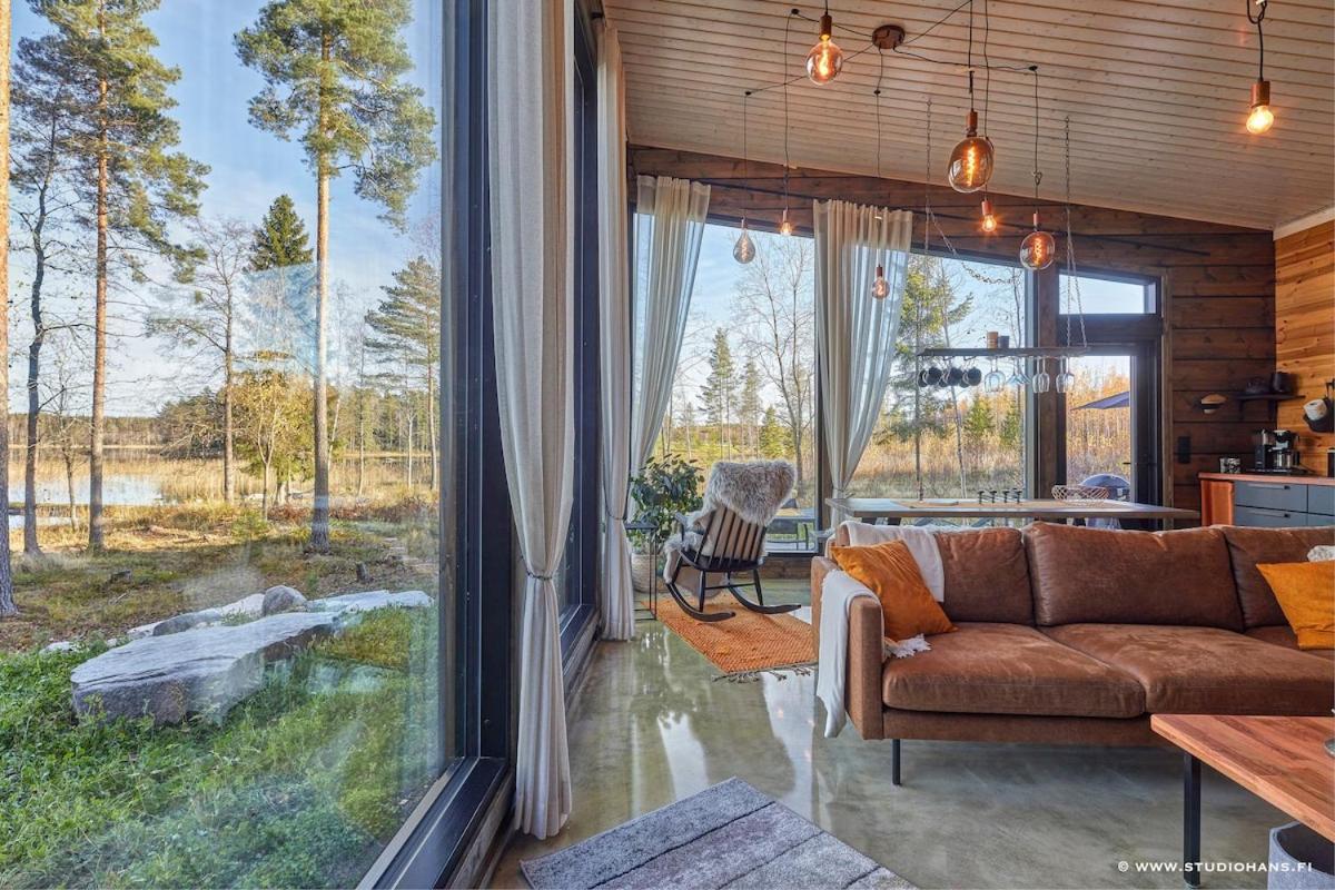 Villa Kokkoranta - Lake House With The View タンペレ エクステリア 写真